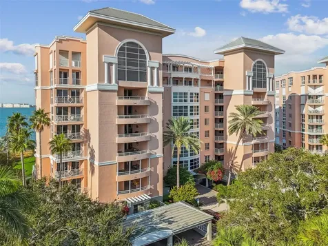 4953 Bacopa Lane S St Petersburg FL 33715