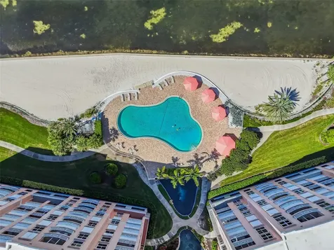 4953 Bacopa Lane S St Petersburg FL 33715
