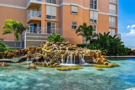 4953 Bacopa Lane S St Petersburg FL 33715