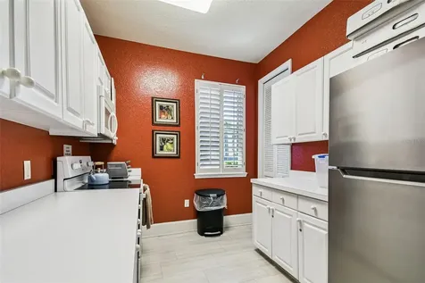 4953 Bacopa Lane S St Petersburg FL 33715
