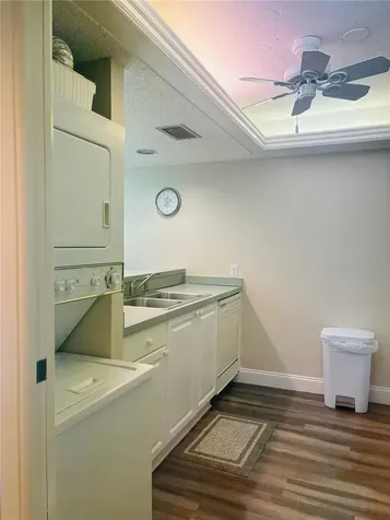 6518 Midnight Pass Road Sarasota FL 34242