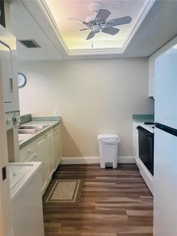 6518 Midnight Pass Road Sarasota FL 34242