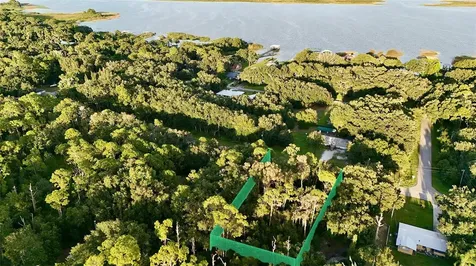 438 Highlands Lake Drive Lake Placid FL 33852