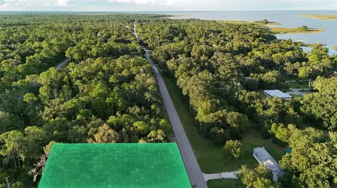 438 Highlands Lake Drive Lake Placid FL 33852