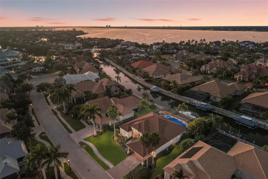 4721 Mainsail Drive Bradenton FL 34208