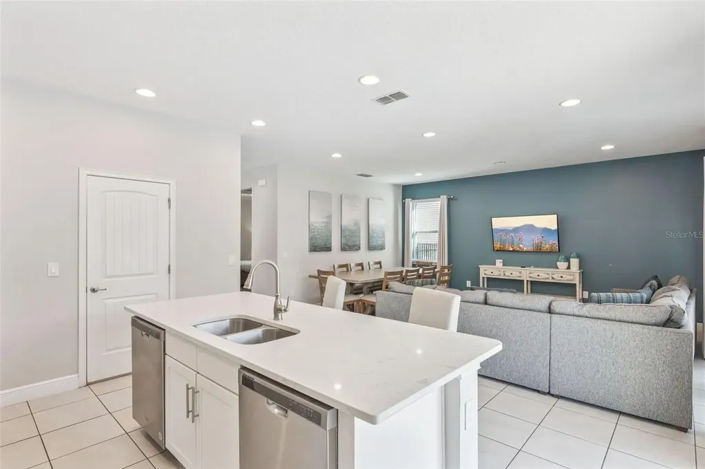 7704 Graben Street Kissimmee FL 34747