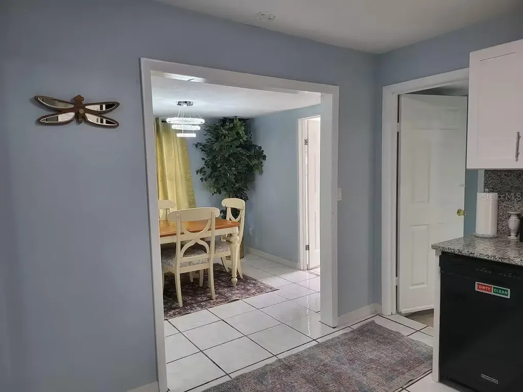3552 38th Avenue N St Petersburg FL 33713