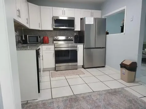 3552 38th Avenue N St Petersburg FL 33713