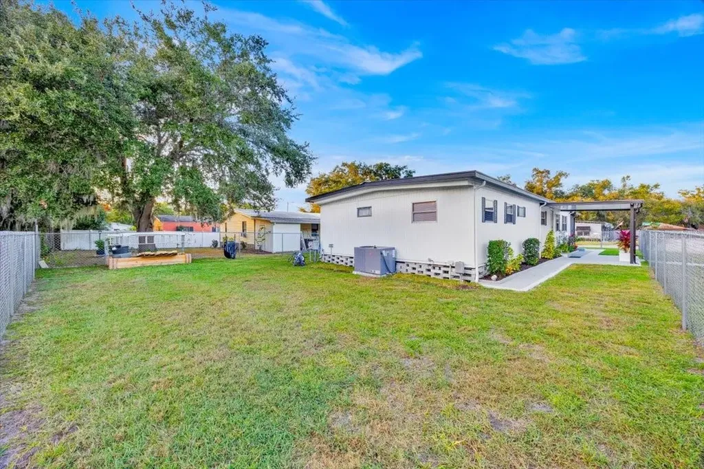 24 Flamingo Boulevard Winter Haven FL 33880