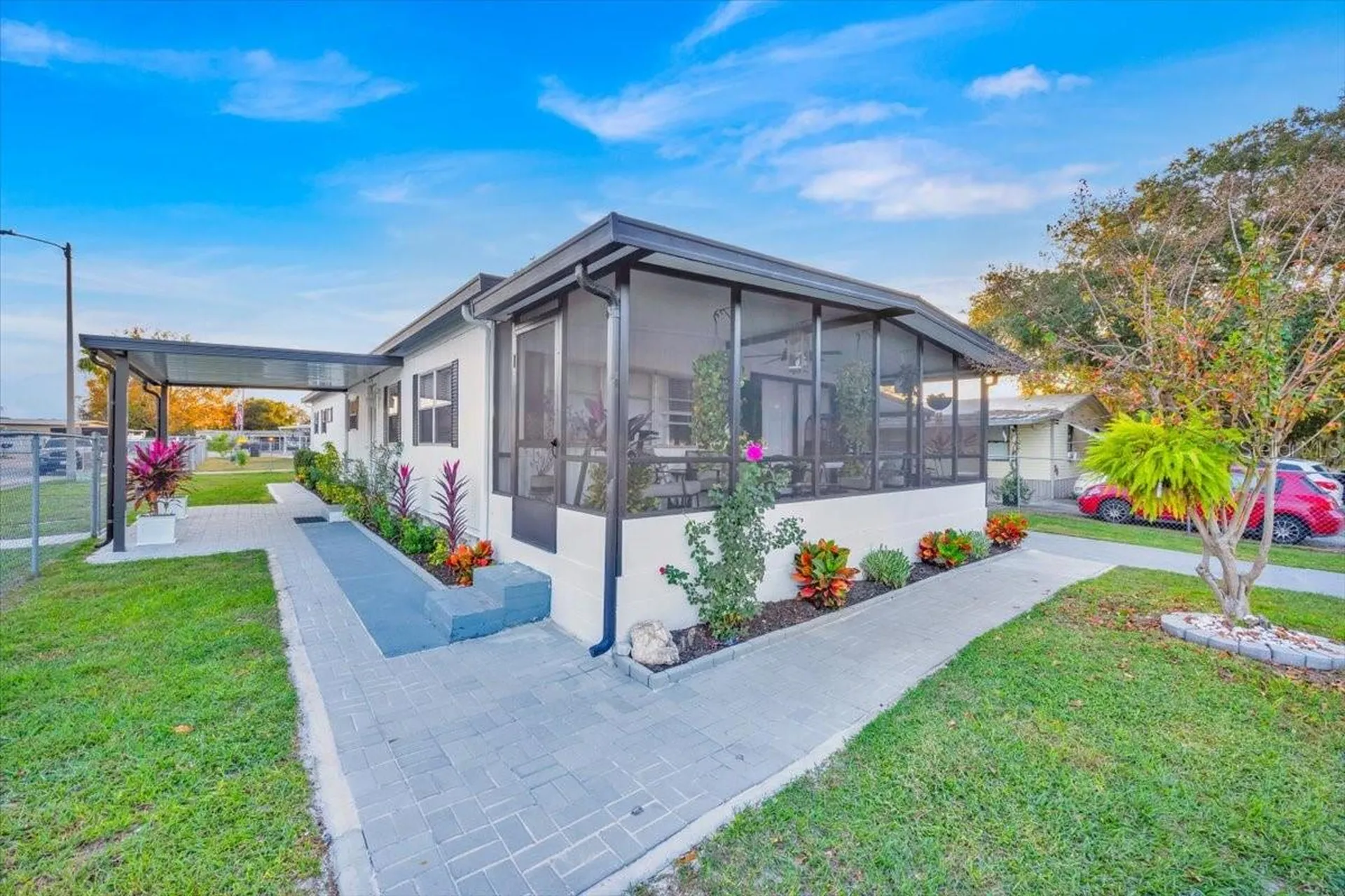 24 Flamingo Boulevard Winter Haven FL 33880