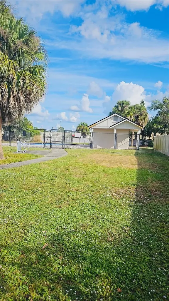 1415 Easton Street Orlando FL 32825