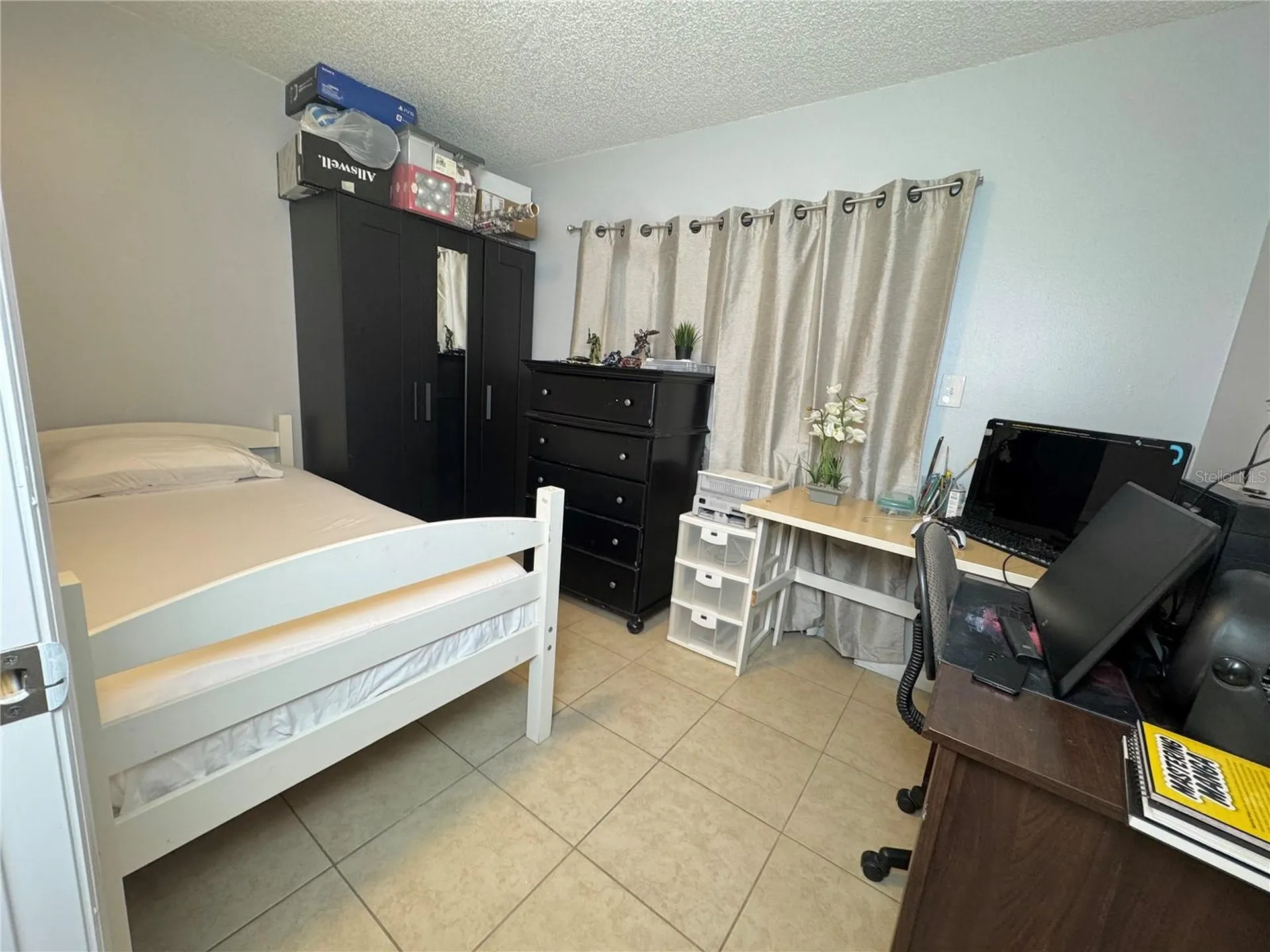 1415 Easton Street Orlando FL 32825