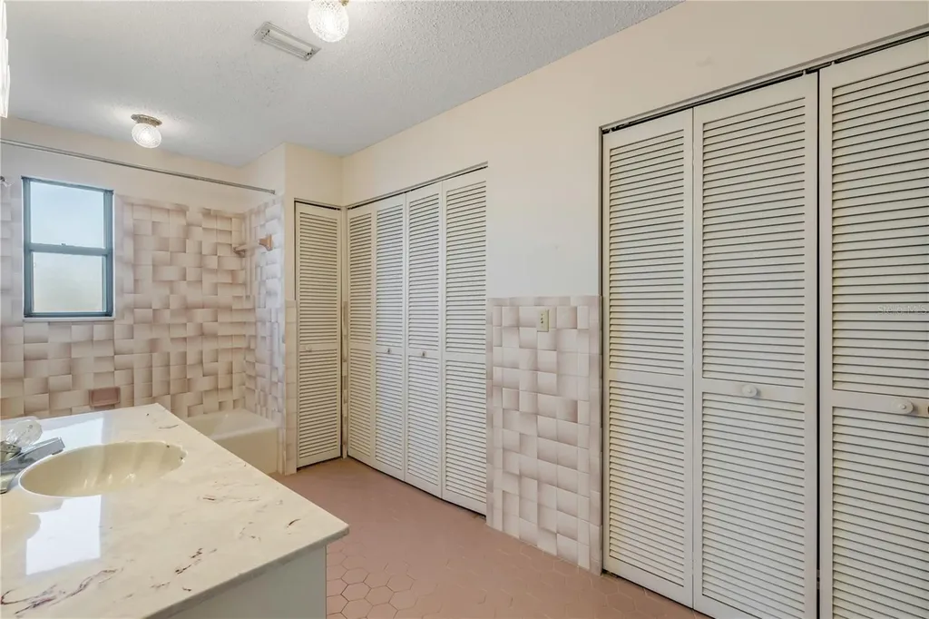 824 Eel Avenue New Smyrna Beach FL 32169