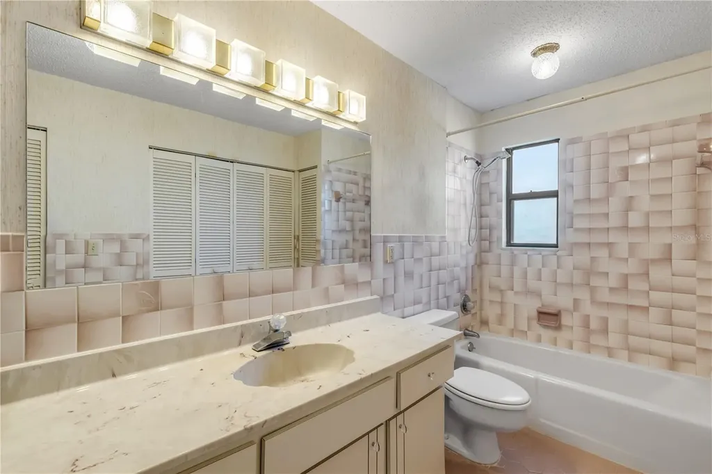 824 Eel Avenue New Smyrna Beach FL 32169