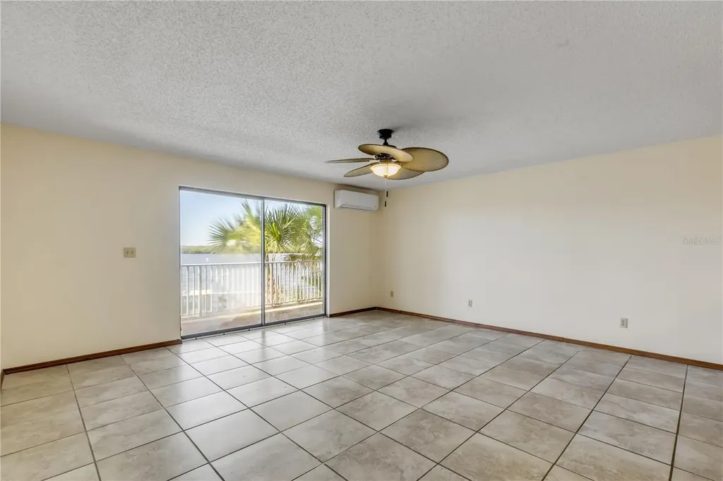 824 Eel Avenue New Smyrna Beach FL 32169
