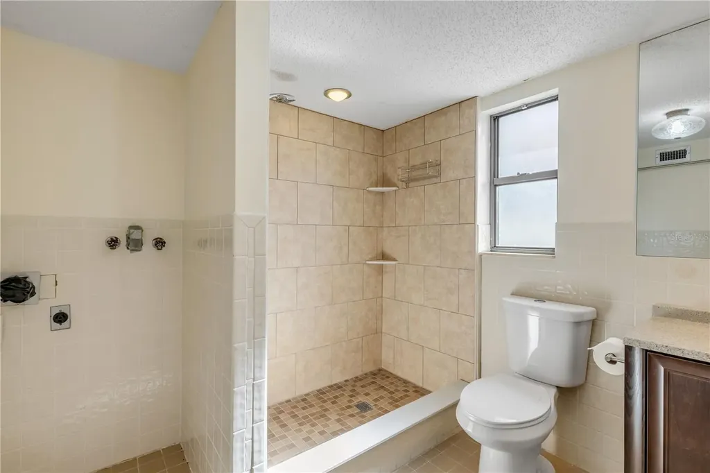 824 Eel Avenue New Smyrna Beach FL 32169