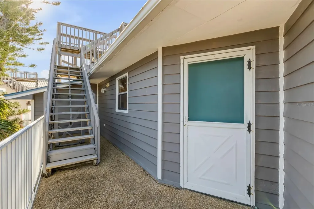 824 Eel Avenue New Smyrna Beach FL 32169