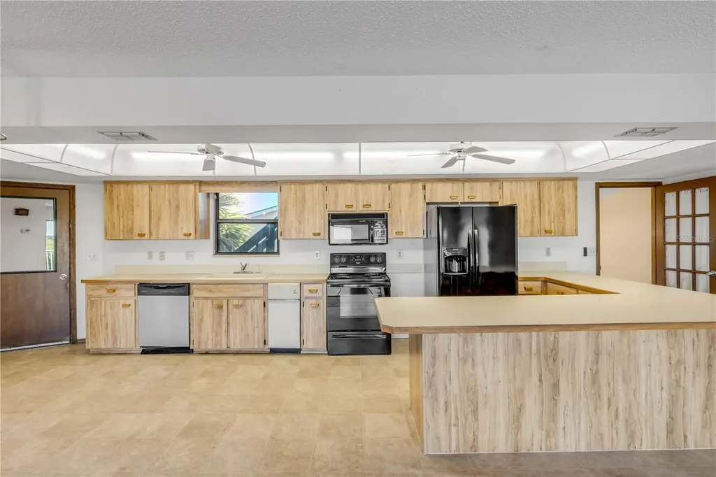 824 Eel Avenue New Smyrna Beach FL 32169
