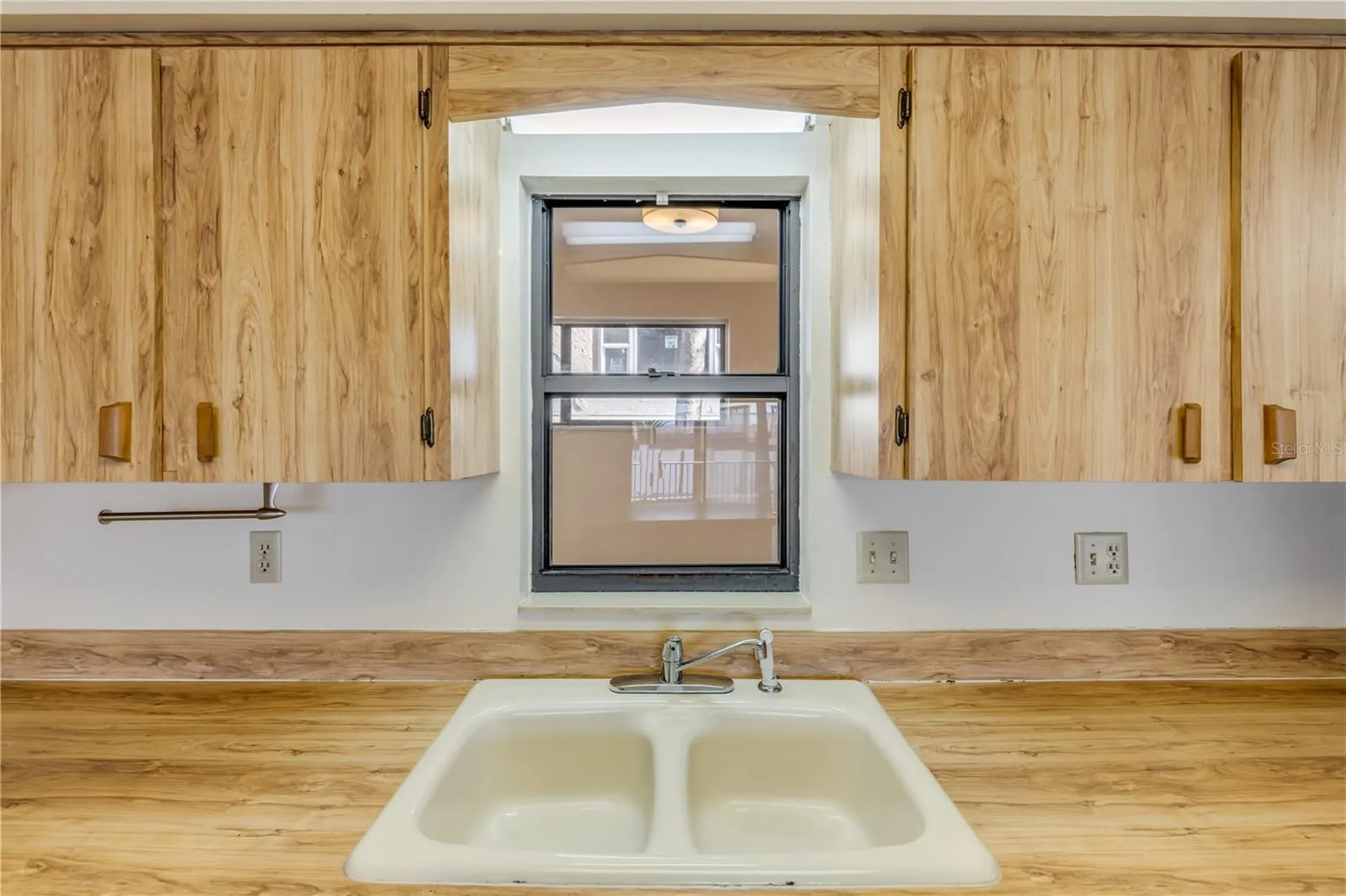 824 Eel Avenue New Smyrna Beach FL 32169