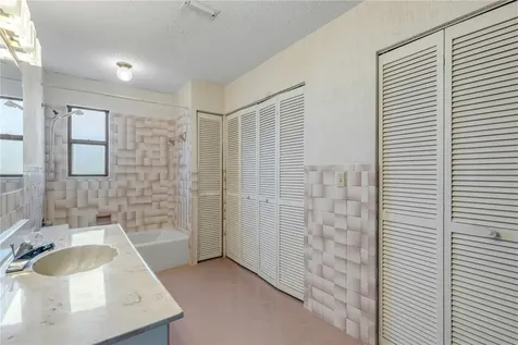 824 Eel Avenue New Smyrna Beach FL 32169