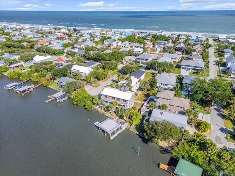 824 Eel Avenue New Smyrna Beach FL 32169