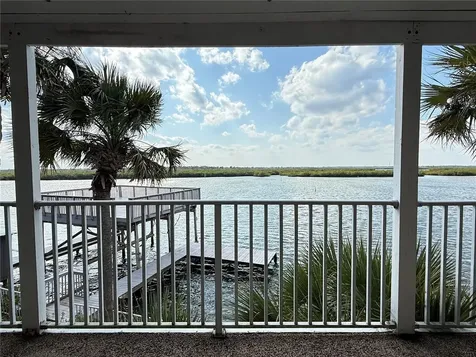 824 Eel Avenue New Smyrna Beach FL 32169