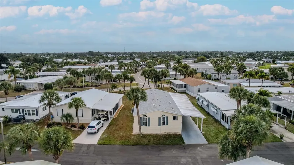 2100 Kings Highway Port Charlotte FL 33980