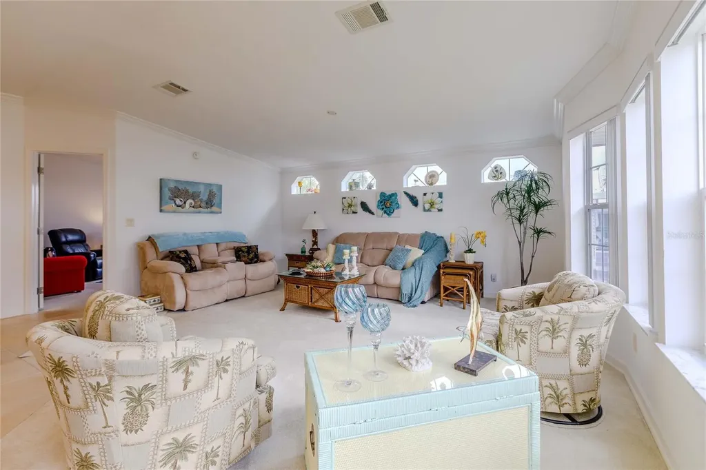 2100 Kings Highway Port Charlotte FL 33980