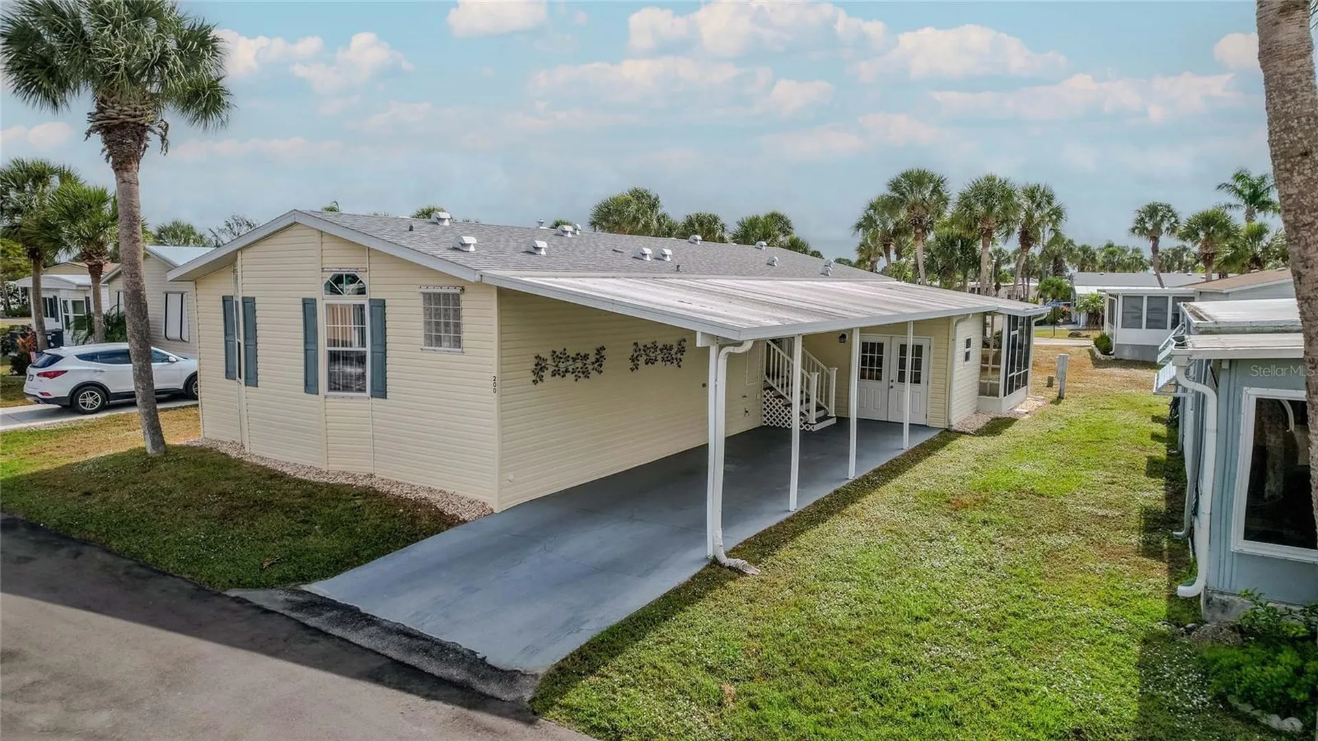 2100 Kings Highway Port Charlotte FL 33980
