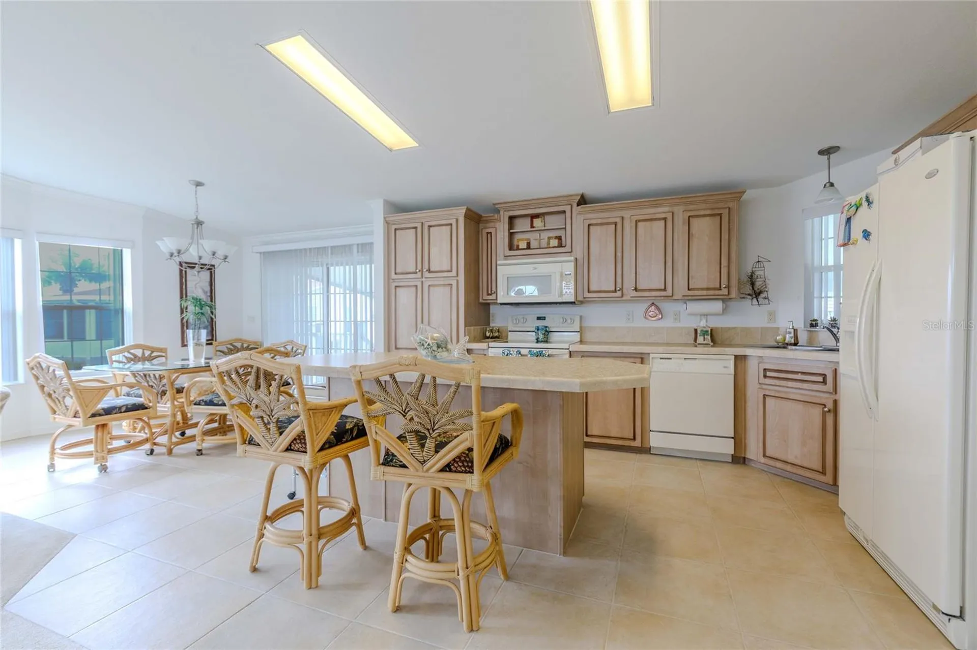 2100 Kings Highway Port Charlotte FL 33980