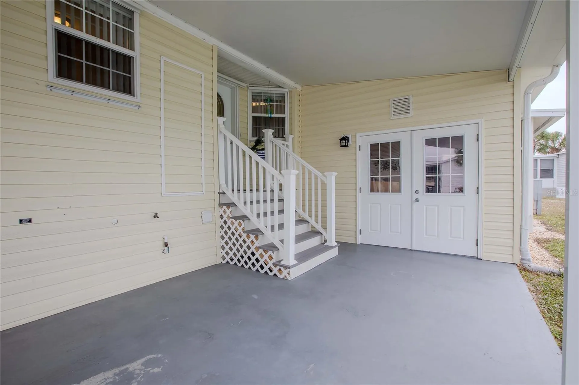 2100 Kings Highway Port Charlotte FL 33980