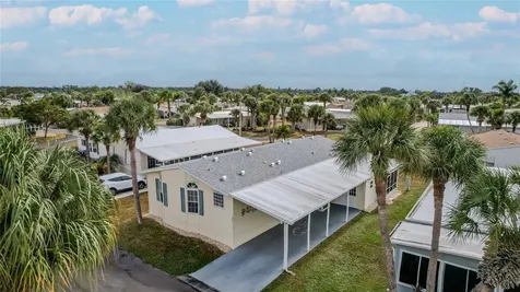 2100 Kings Highway Port Charlotte FL 33980