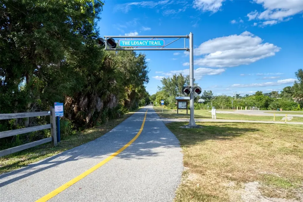 270 Laurel Hollow Drive Nokomis FL 34275