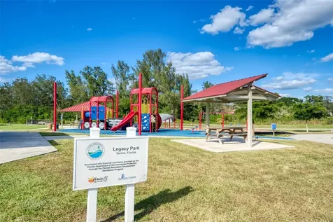 270 Laurel Hollow Drive Nokomis FL 34275
