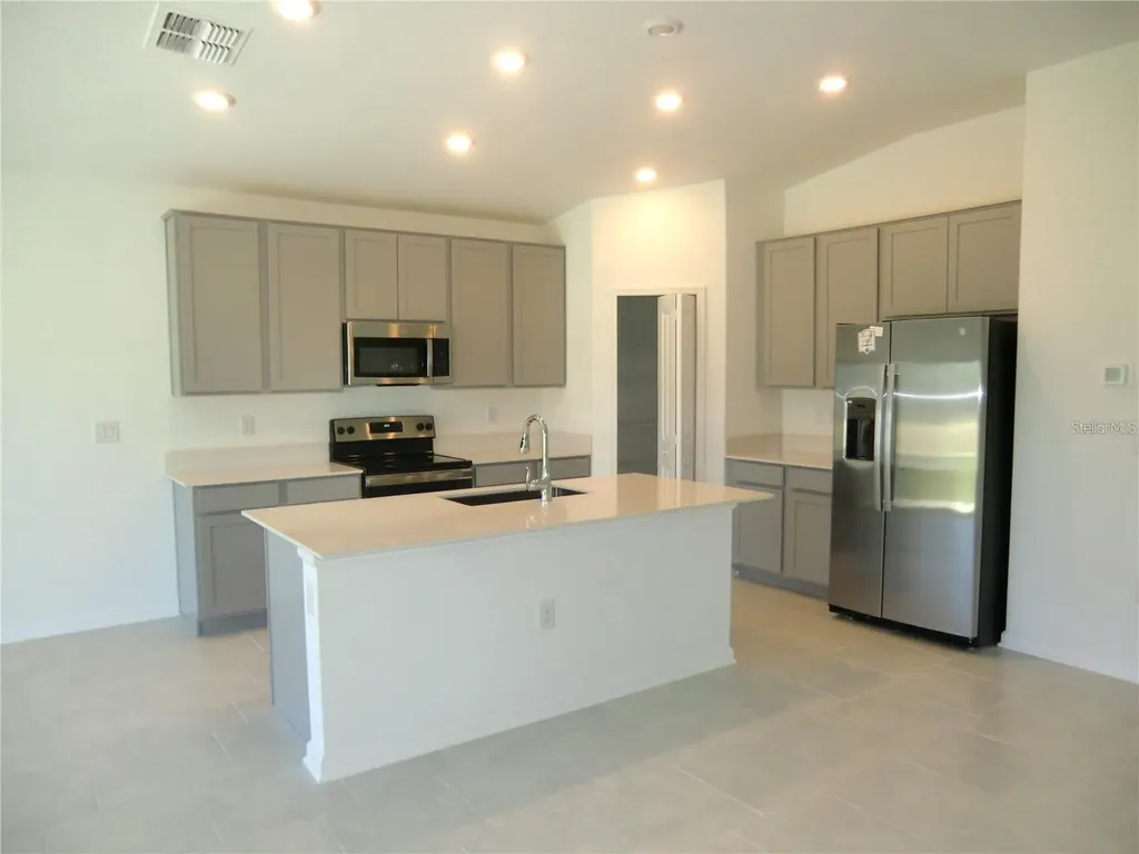 317 Loch Court Davenport FL 33837