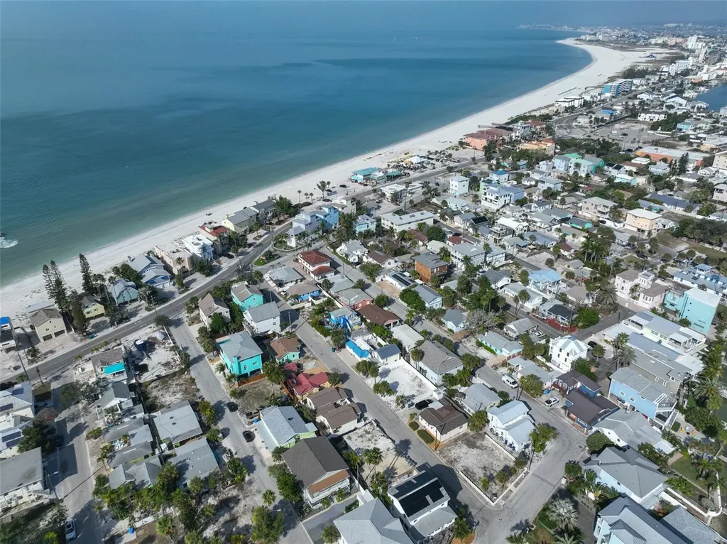134 86th Terrace Treasure Island FL 33706