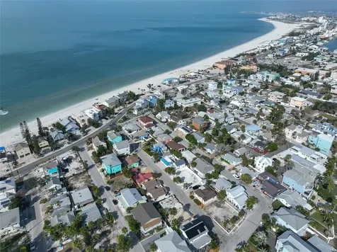 134 86th Terrace Treasure Island FL 33706