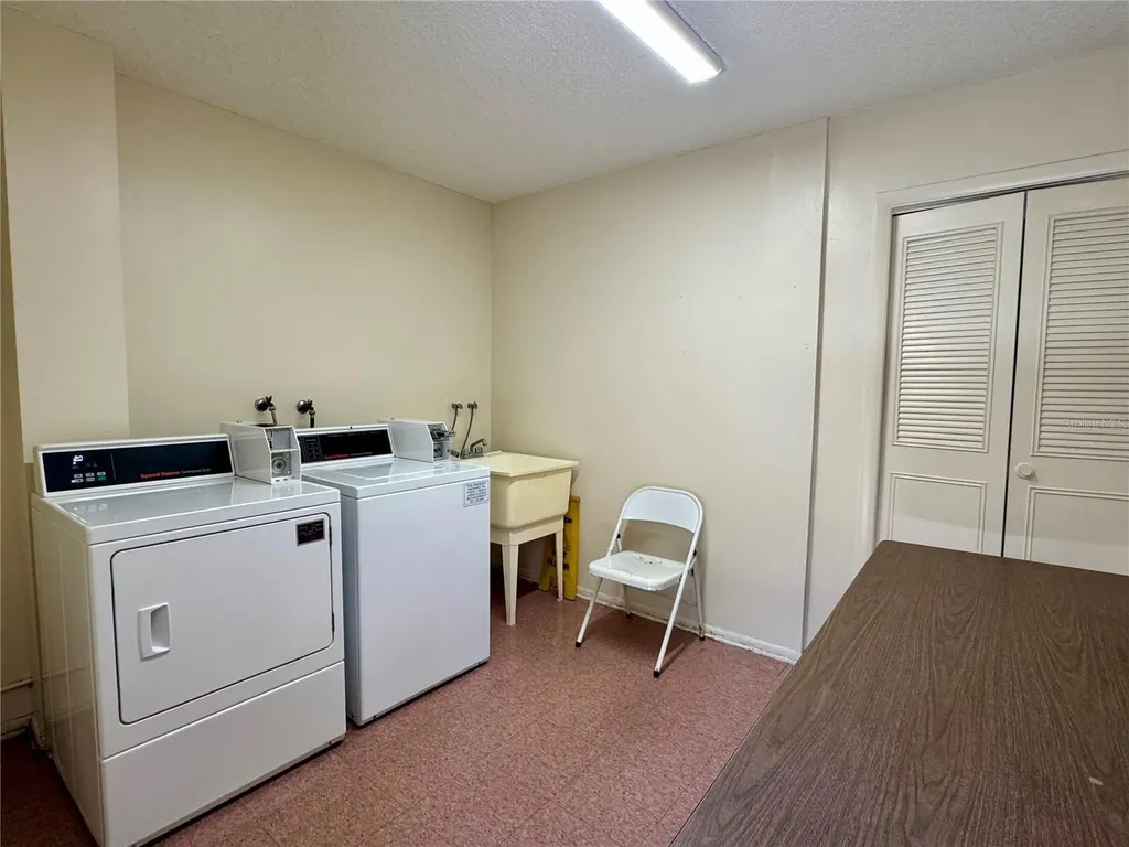 1100 E Bay Drive Largo FL 33770
