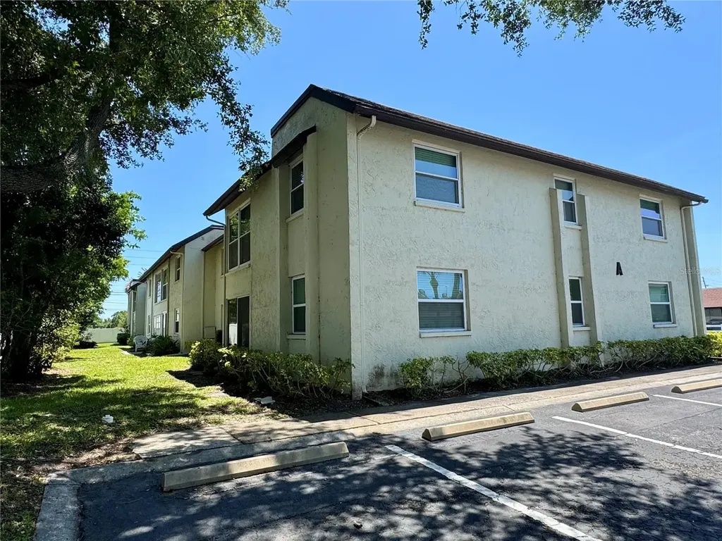 1100 E Bay Drive Largo FL 33770