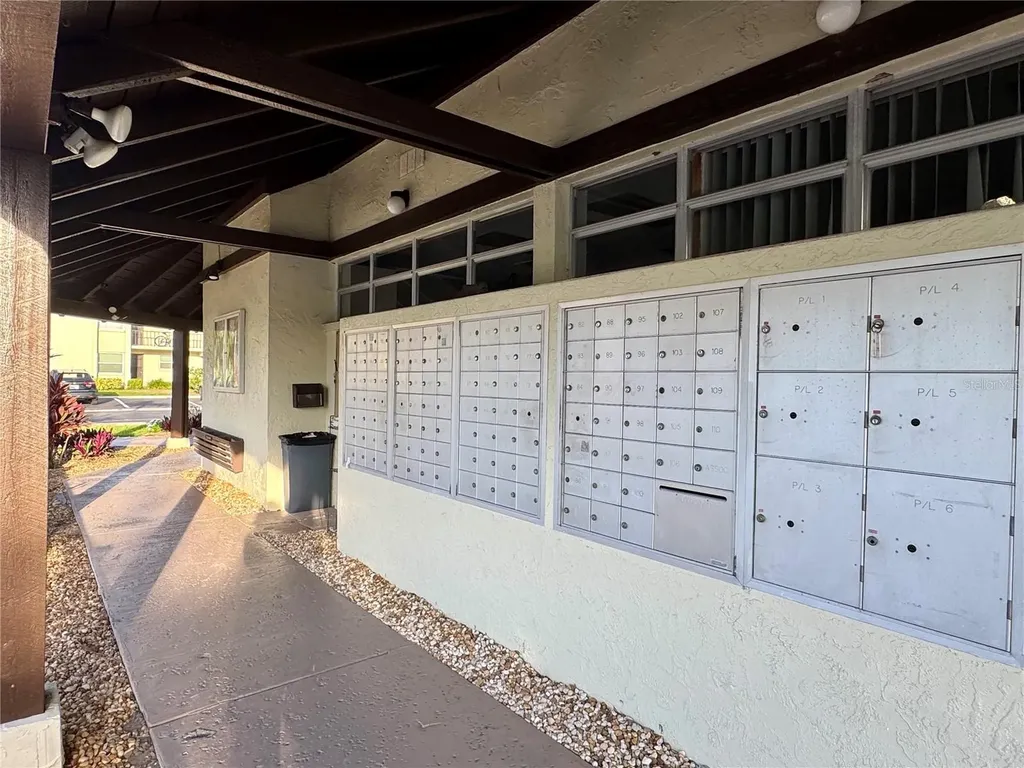 1100 E Bay Drive Largo FL 33770