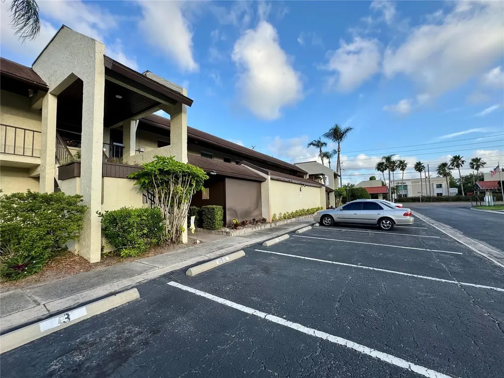 1100 E Bay Drive Largo FL 33770