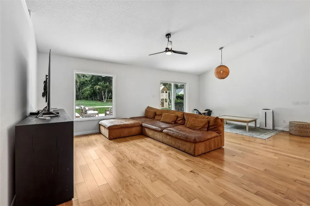 33943 E Lake Joanna Drive Eustis FL 32736