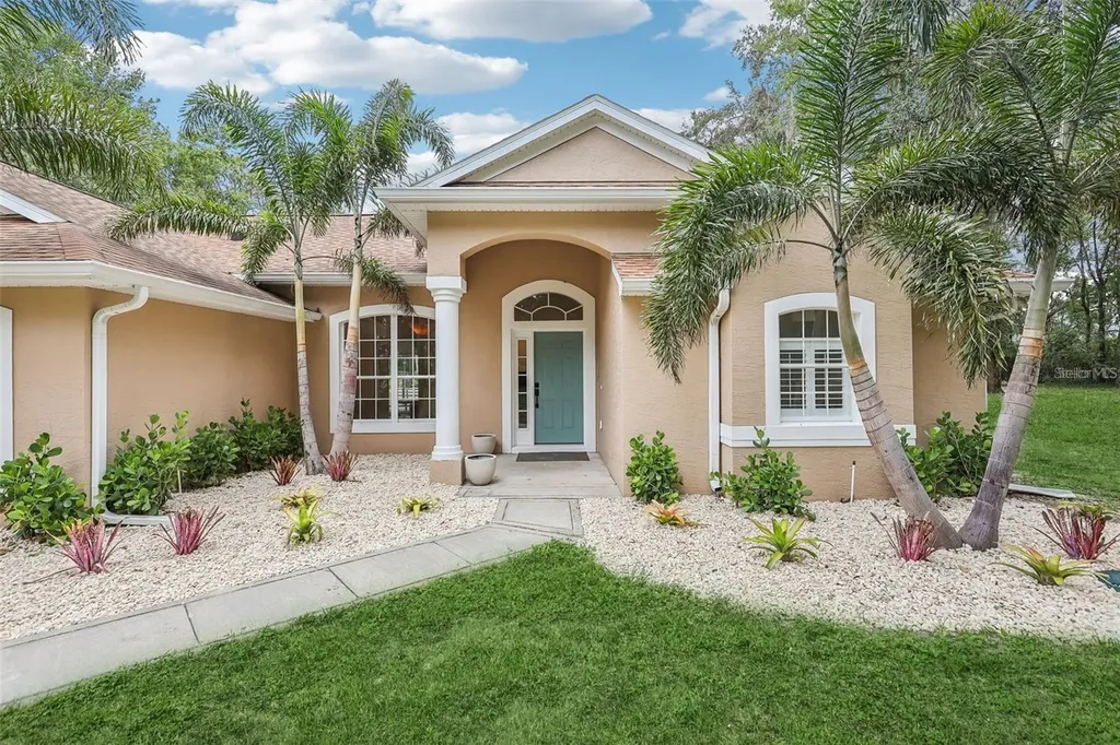 33943 E Lake Joanna Drive Eustis FL 32736