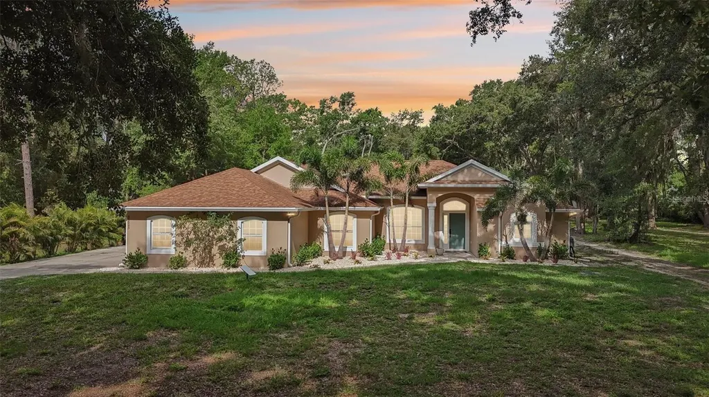 33943 E Lake Joanna Drive Eustis FL 32736