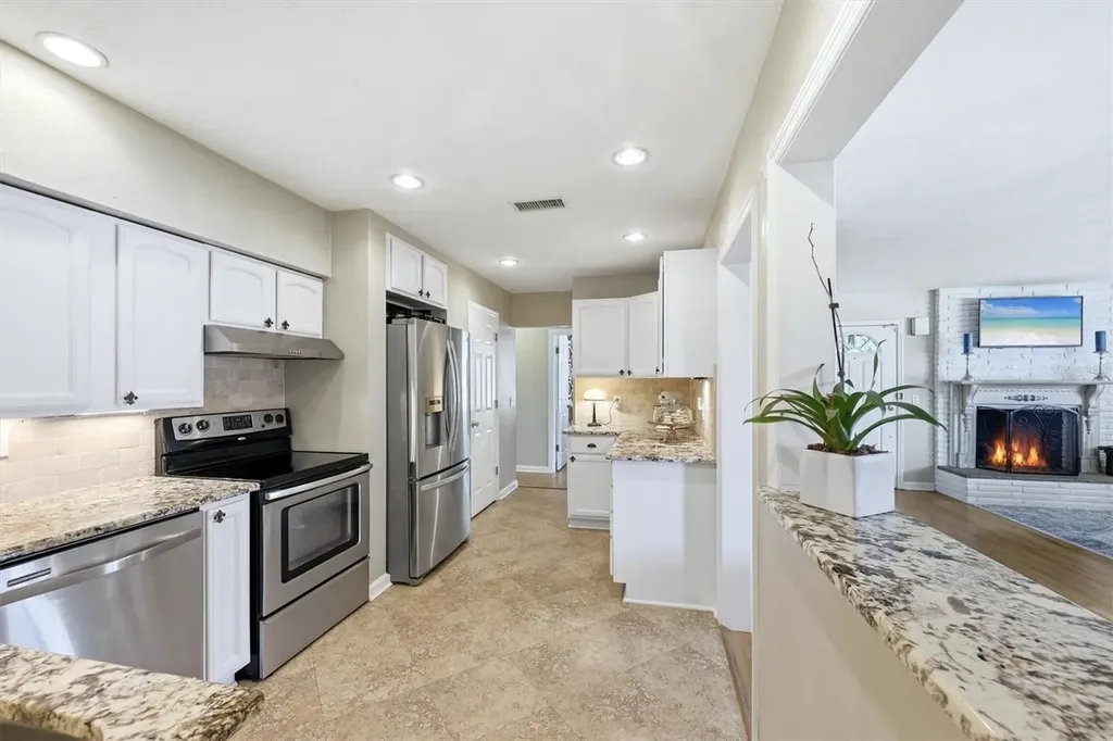401 28th Street W Bradenton FL 34205