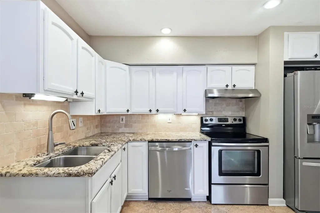 401 28th Street W Bradenton FL 34205