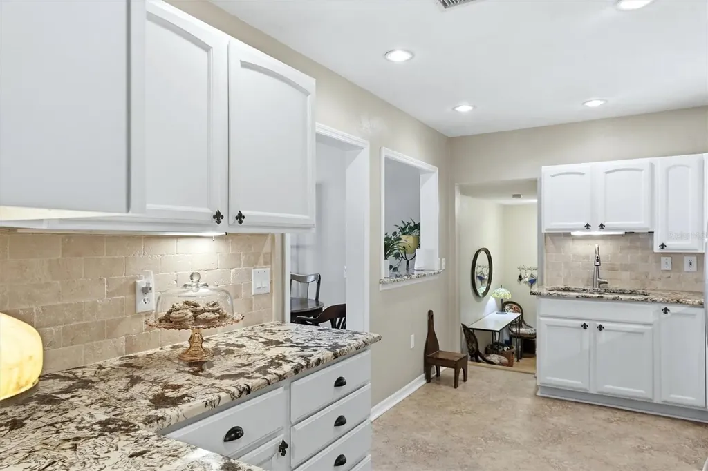 401 28th Street W Bradenton FL 34205