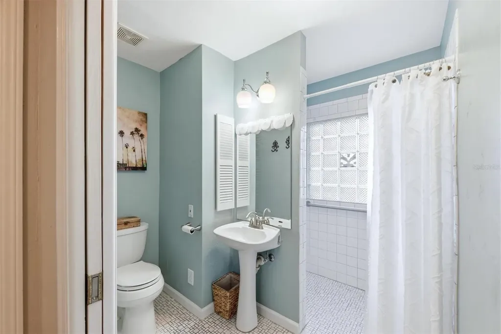 401 28th Street W Bradenton FL 34205