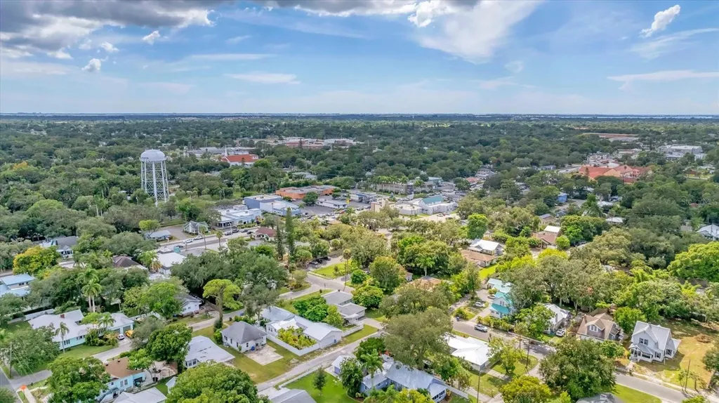401 28th Street W Bradenton FL 34205