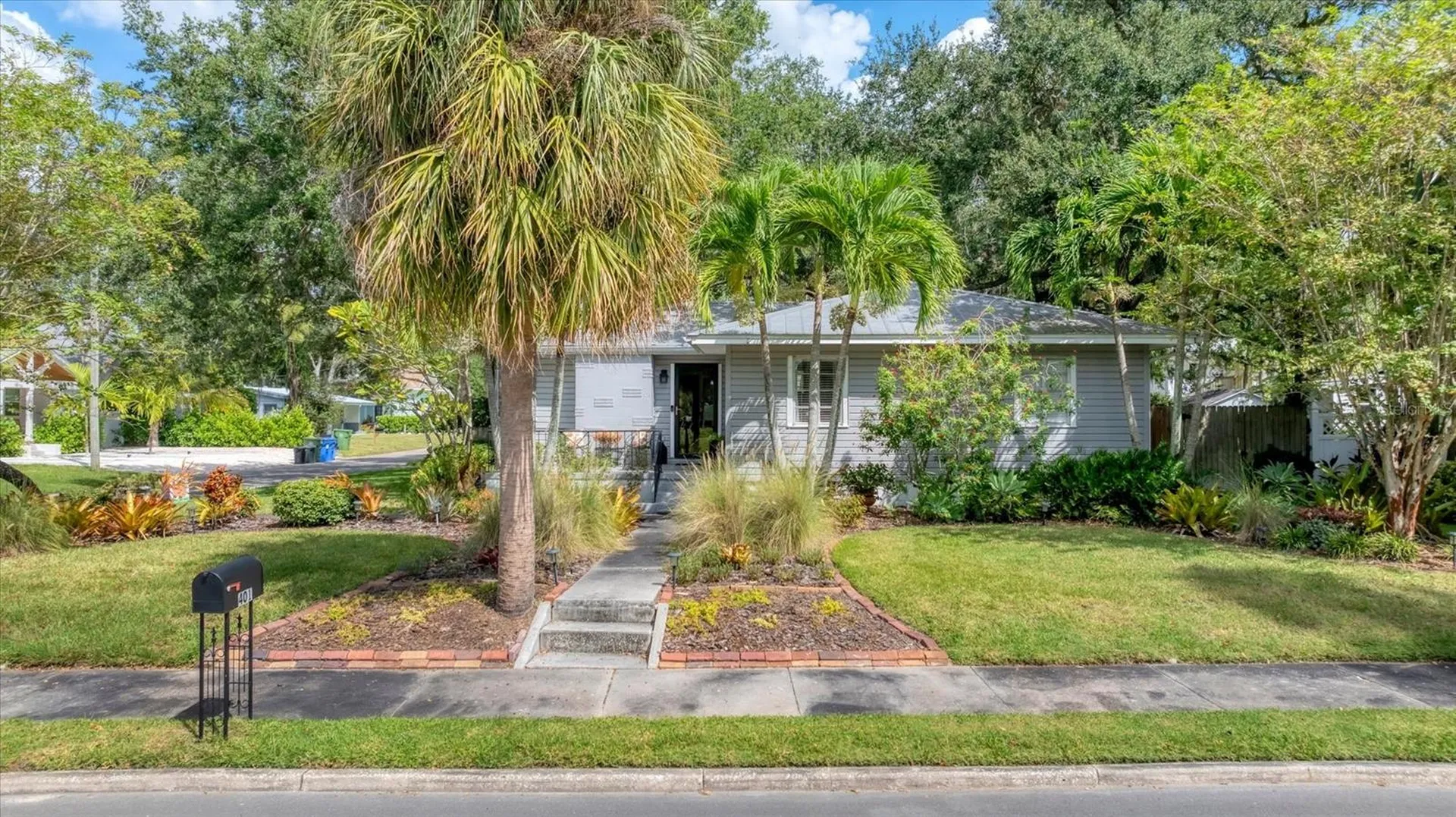 401 28th Street W Bradenton FL 34205
